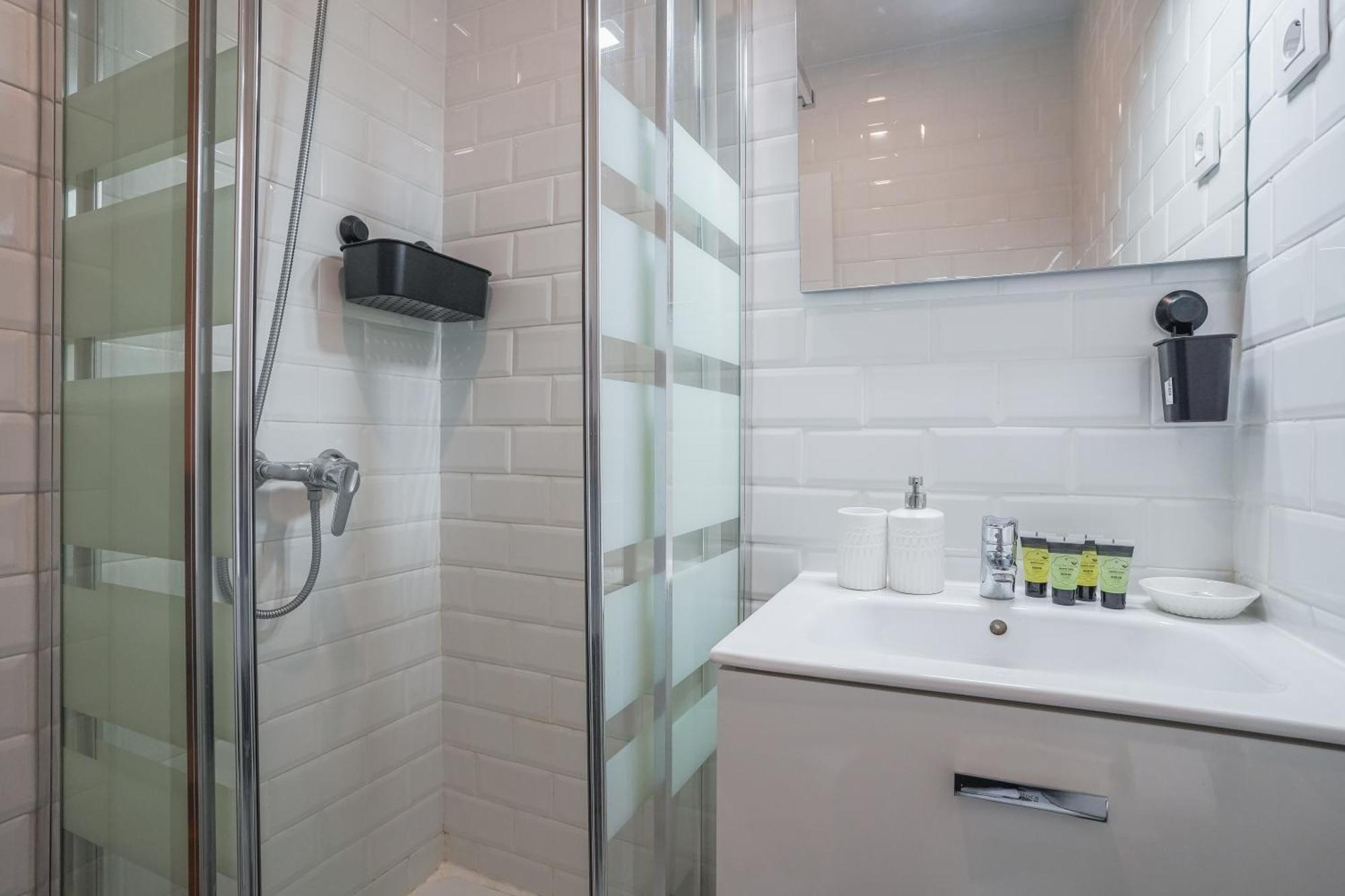 מדריד Cozy Apartment-1Bedroom 1Bathroom-Lavapies מראה חיצוני תמונה